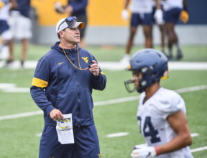 Brown believes in defensive coaching staff despite 2022 struggles